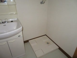 コーポまき202号室_室内洗濯機置場