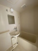 キャッスル博多_浴室・トイレ入口